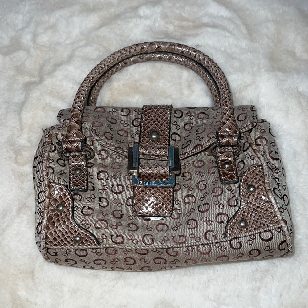 GUESS PETITE SNAKE SKIN AND MONOGRAM PURSE